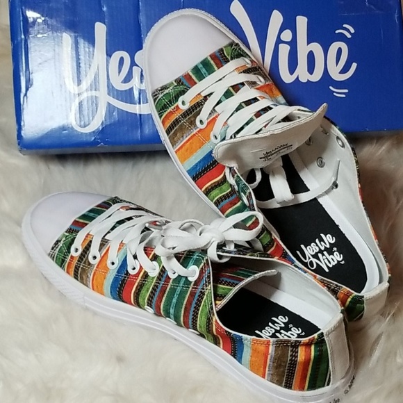 Yes We Vibe Striped Sneakers - Picture 4 of 5